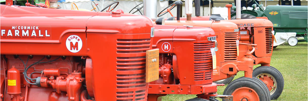 Antique tractors Attica Fair